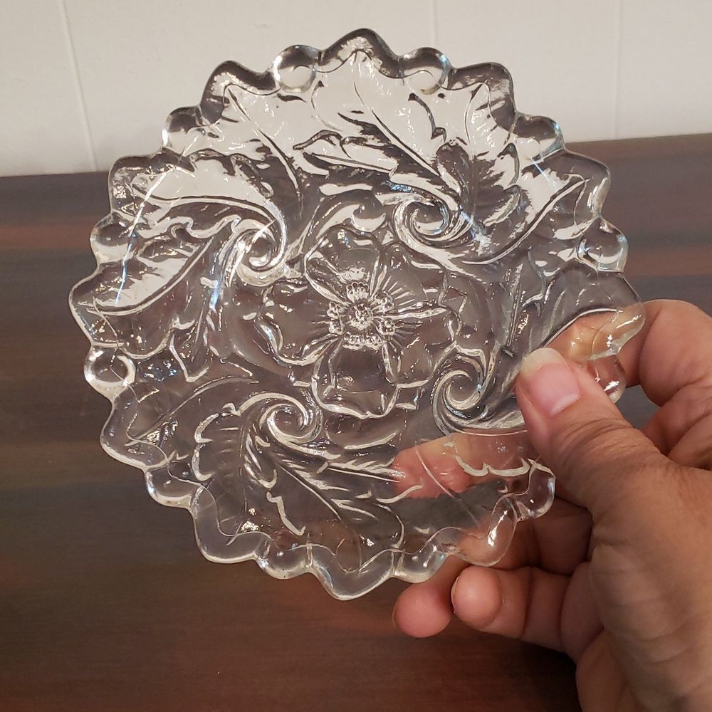 Beautiful Vintage Hibiscus Glass Dessert Plate